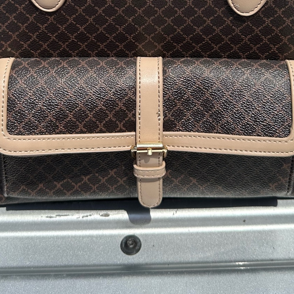 Purse - Picture 4 of 10